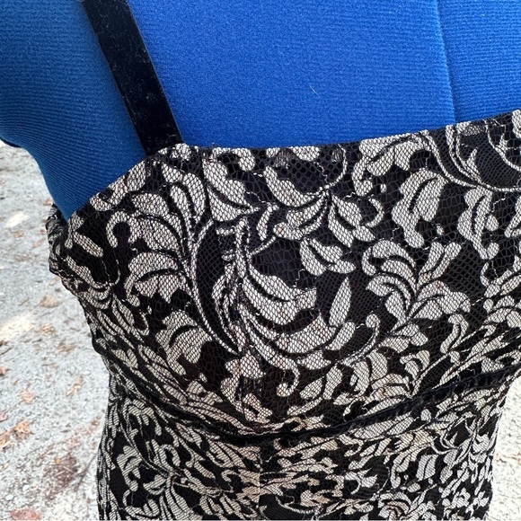 Y2K LOFT Square Neck Black Floral Mesh Velvet Camisole Top Women’s Size 12 - Picture 3 of 15